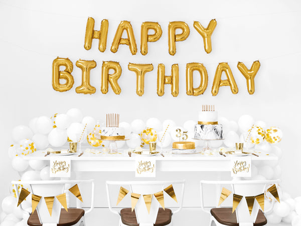 Liebevoll dekorierter Geburtstag mit goldenem HAPPY BIRTHDAY Folienballon von PartyDeco