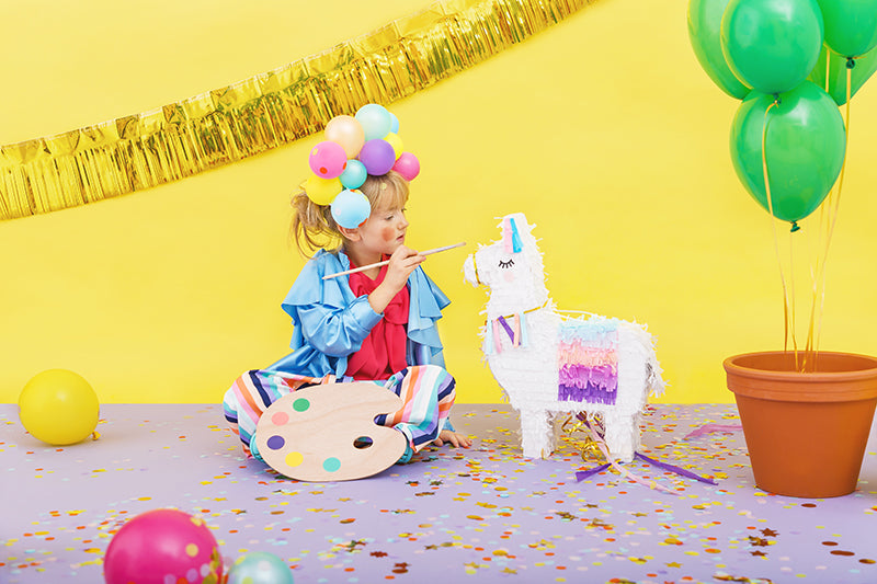 Lama Piñata von PartyDeco als Highlight für Geburtstag, Sommerparty oder Überraschungsparty